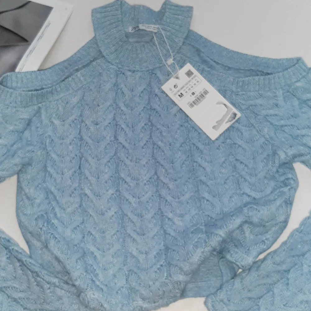 Zara Short Sweater